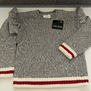 Girl’s gray 3T sweater.